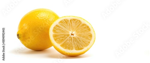 Whole lemon and half lemon ...