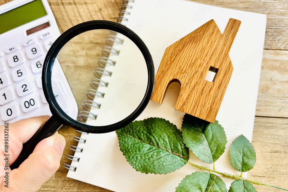 Fototapeta premium 不動産を調べるイメージ