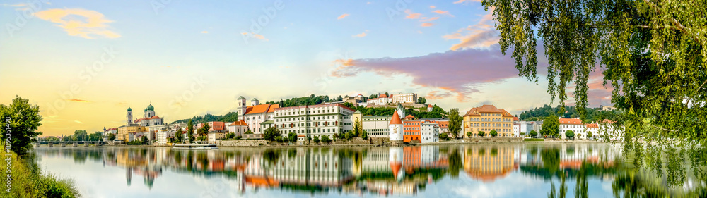 Fototapeta premium Altstadt, Passau, Bayern, Deutschland 