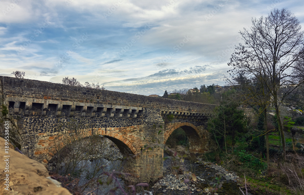 Fototapeta premium Old aqueduct