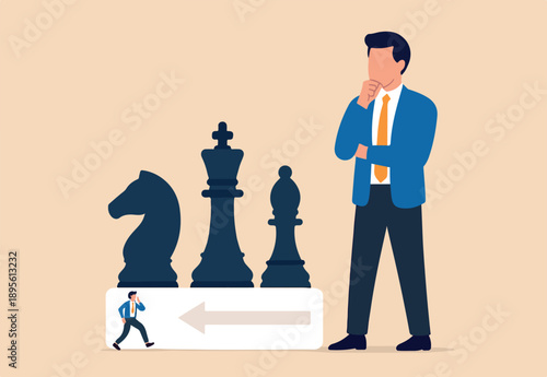  Strategic thinking to win business competition, marketing strategy or planning to make decisions, challenge or problem solving concept, contemplation businessman thinking with chess pieces.