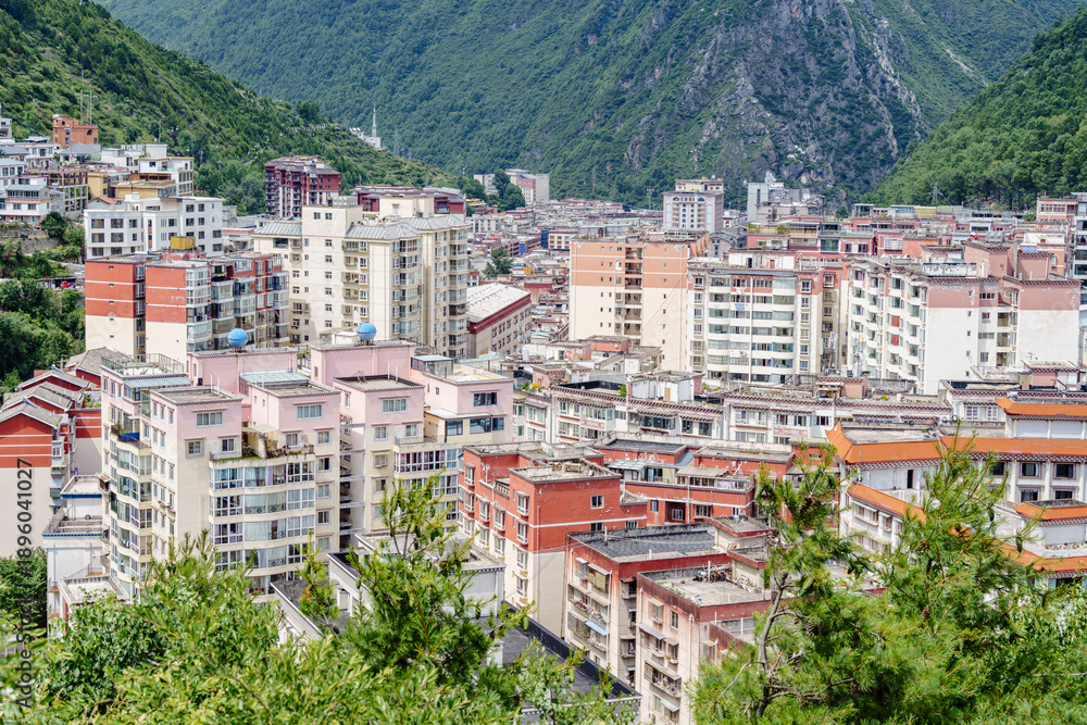 Fototapeta premium view of the city , Kangding, Garze Prefecture, Sichuan, China