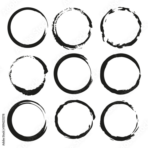 Circle outline grid. Round frame pattern. Black ring Vector. Grunge loop set.