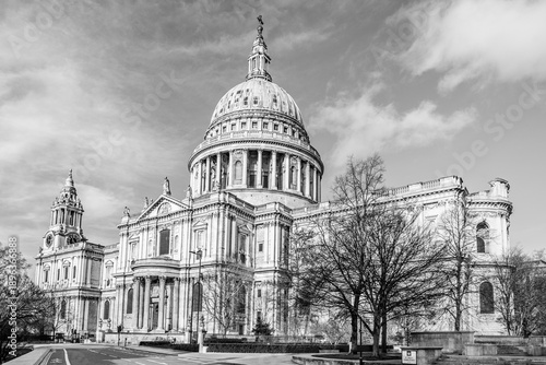 London, England, UK: St. Paul's Cathedral,  the Cathedral Church of St Paul, baroque masterpiece on Ludgate Hill in the heart of the city of London in black and white