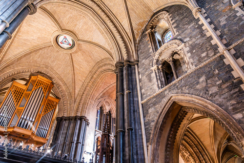 Fotografía Interior view of Christchurch Cathedral, in Dublin, Ireland, medieval church built in 11th century, one of the main tourist attractions of the Irish capital