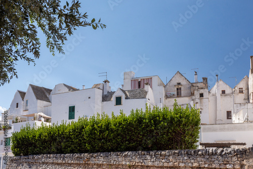 Puglia - Veduta di un caratteristico scorcio di Locorotondo