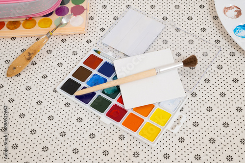 Children's art set - canvas, paints and brush