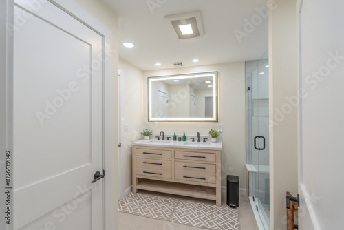 Konstfotografi Modern Bathroom Vanity with Double Sink, LED Mirror, and Glass Shower