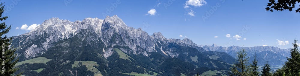 Obraz premium Leoganger Steinberge