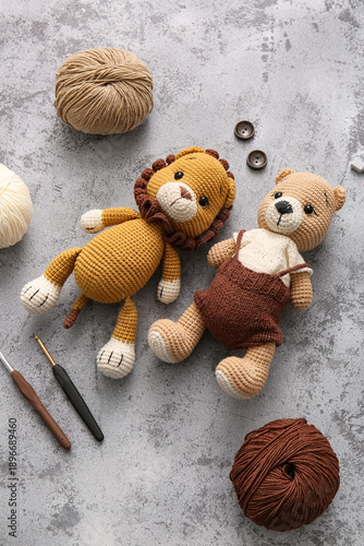 Knitted toys with yarn and ...