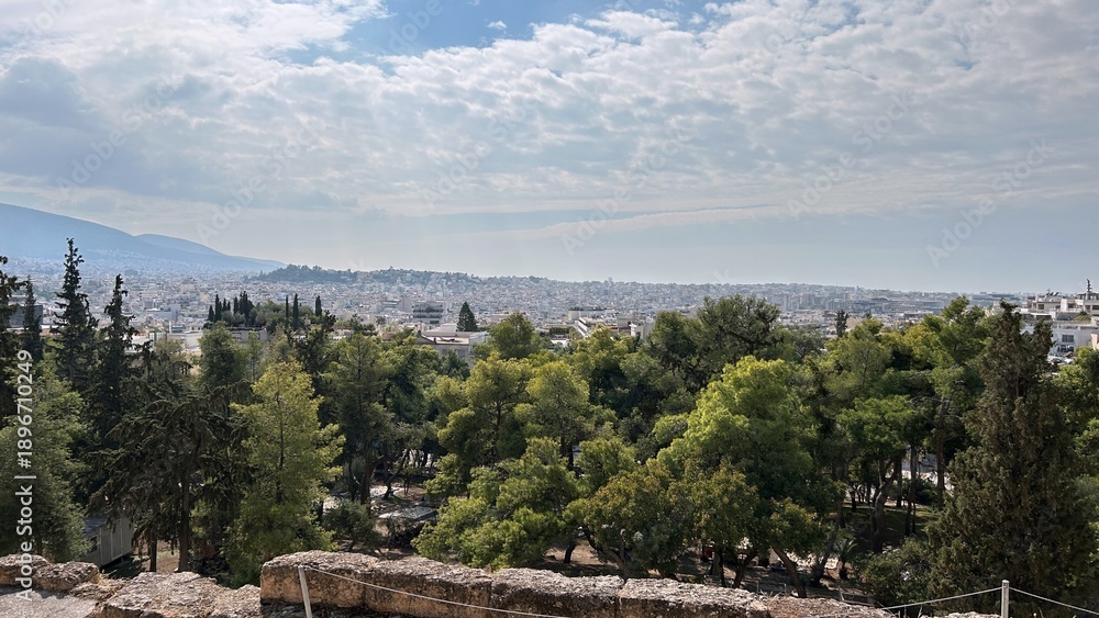 Obraz premium Athens Panoramic View: Acropolis Overlook to Modern City