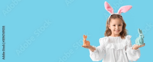 Cute little girl with Easte...