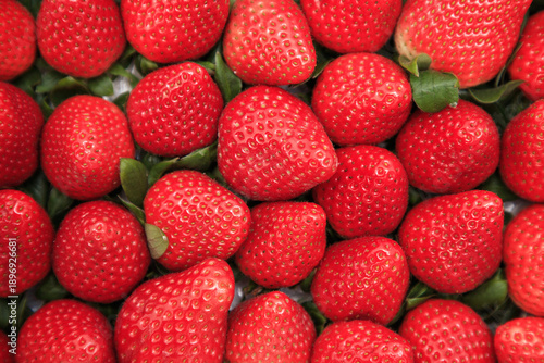 Fresh Red Strawberries Piled High – Juicy Fruit For Snacks, Desserts, And Breakfast