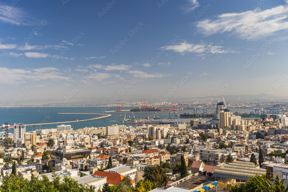 Fototapeta premium Haifa harbor and city skyline, Israel