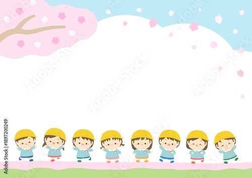 春の幼稚園の入園イラスト、桜と青空とかわいい子供たち、中央コピースペースあり
