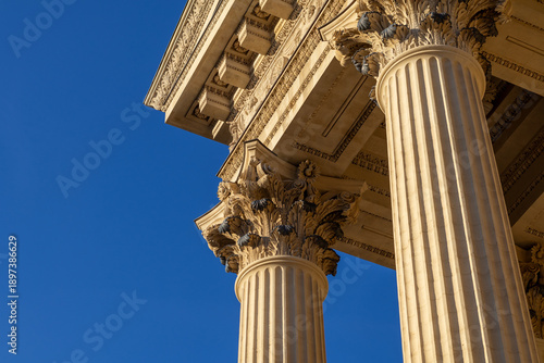 ancient greek columns