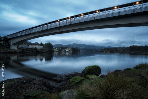 Puente sobre el río Ulla en Catoira