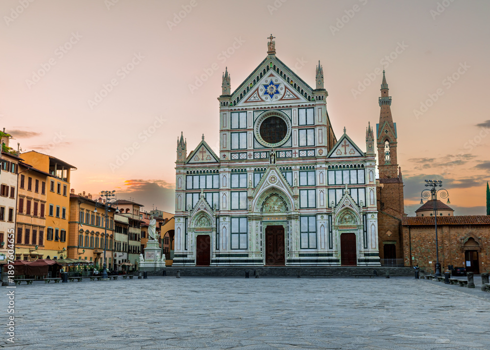 Fototapeta premium Basilica of Santa Croce in Florence, Italy