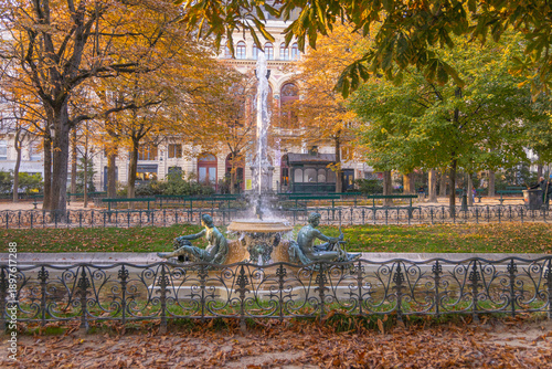 Paris park in Autumn