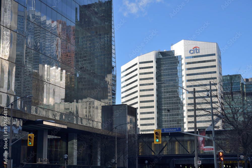 Fototapeta premium looking north on York St to Citigroup Place, a business center, Toronto