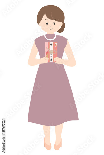 ご祝儀袋を両手で持っている笑顔の女性