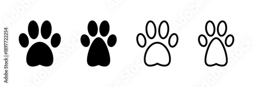 Paw icon vector illustration. paw print sign and symbol. dog or cat paw