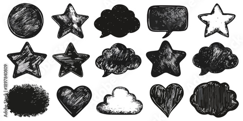 Eine Sammlung von handgezeichneten Symbolen wie Sterne, Wolken, Herzen und Sprechblasen auf transparentem Hintergrund.
