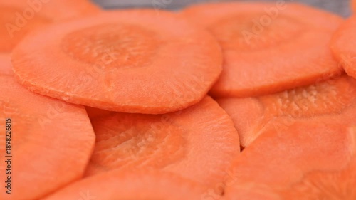  video of carrot slices