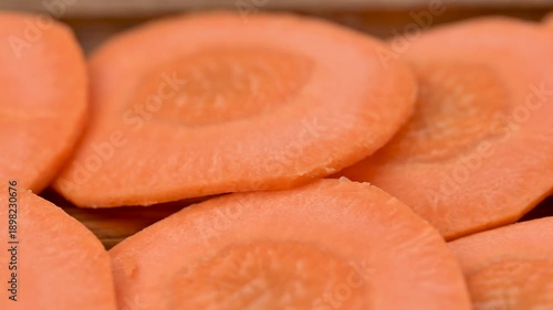  video of carrot slices