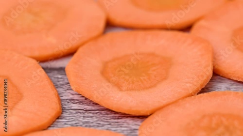  video of carrot slices
