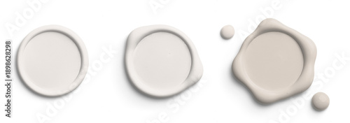 Bild auf Leinwand Ivory Set of Three Smooth Wax Seals
