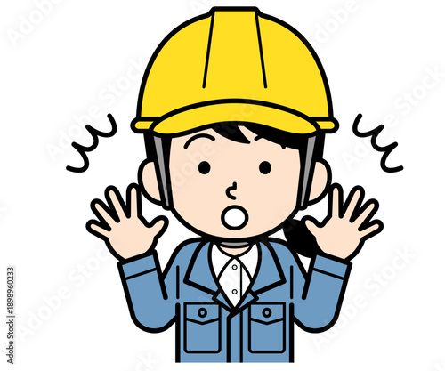 驚いているヘルメットをかぶった現場監督の女性