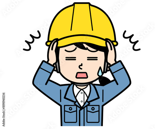 ショックを受けるヘルメットをかぶった現場監督の女性