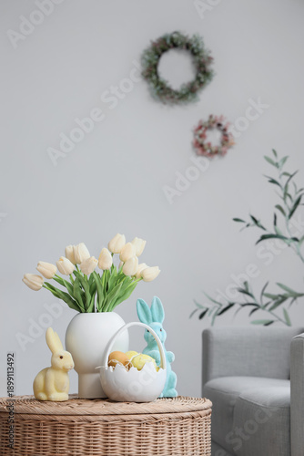 Vase with tulips, Easter ra...