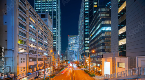 東京・渋谷駅前 国道246夜景