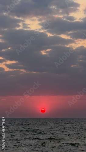 Plakat sunset over the sea