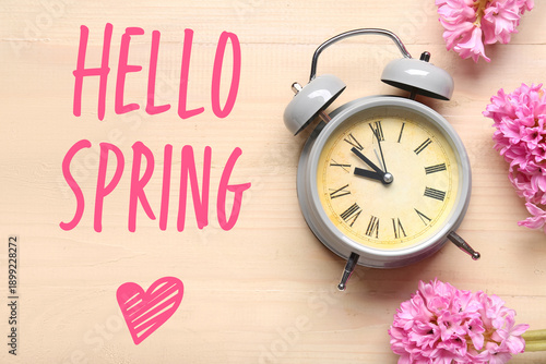 Alarm clock with hyacinth f...