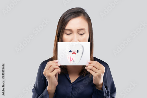 lds a tooth illustration to represent dental root infection and oral health problems. Toothache and Tooth sensitivity. 