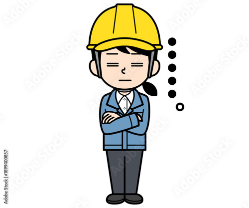 呆れているヘルメットをかぶった現場監督の女性