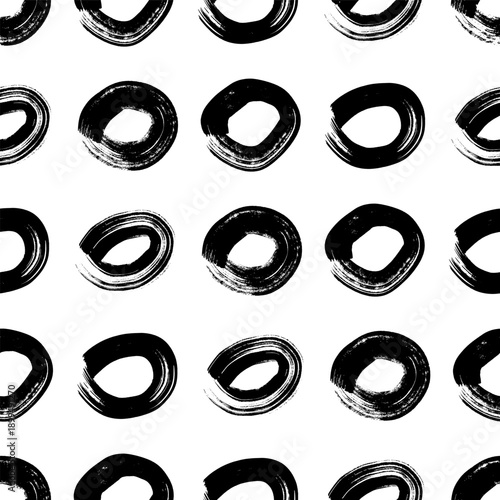 Seamless pattern with sketch circles shape