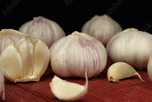 Obraz na plátně Garlic - very healthy product with many beneficial properties for health