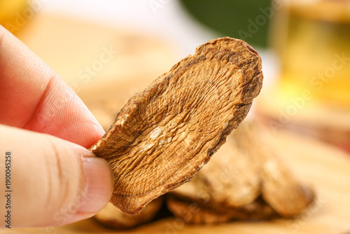 Photos Dried Burdock Root Slice for Herbal Tea