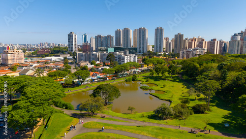 Bild auf Leinwand Foto aérea da cidade de Curitiba Paraná Brasil