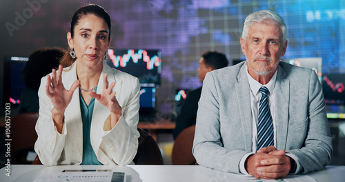 Billede på lærred Portrait, journalist and people in newsroom, stock market and team with financial update or talking