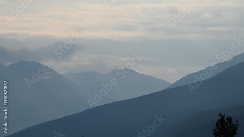 Wallpaper Mural Mountains in the Canadian Rockies Torontodigital.ca
