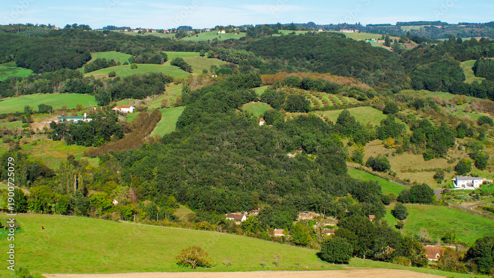 Obraz premium Paysages et vallées du Lot, en période automnale