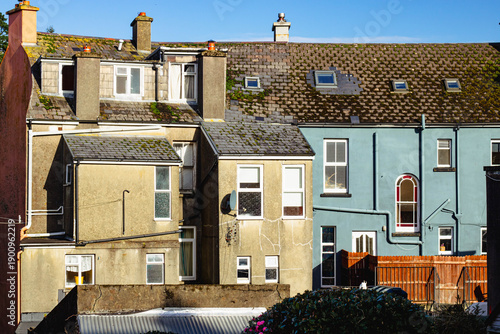 фотографія The rear of residential buildings in Bantry, Ireland