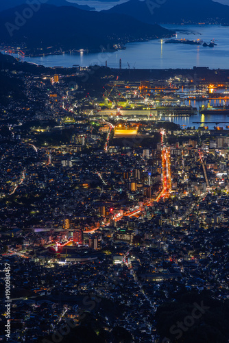 日本　広島県呉市栃原町にある灰ヶ峰の展望台から望む呉の市街地の夜景と瀬戸内海
