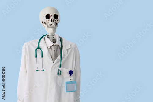 Human skeleton in white med...