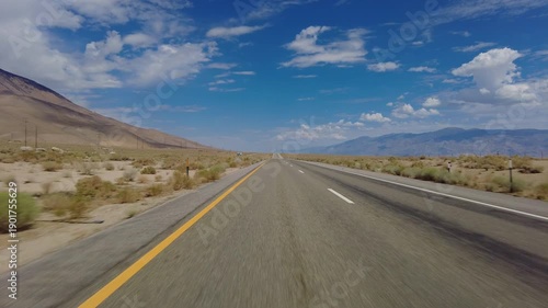 Wallpaper Mural 395 Scenic Byway North 4 Owens Lake to Lone Pine 07 Front View MultiCam Driving Plate Sierra Nevada Mts California Torontodigital.ca